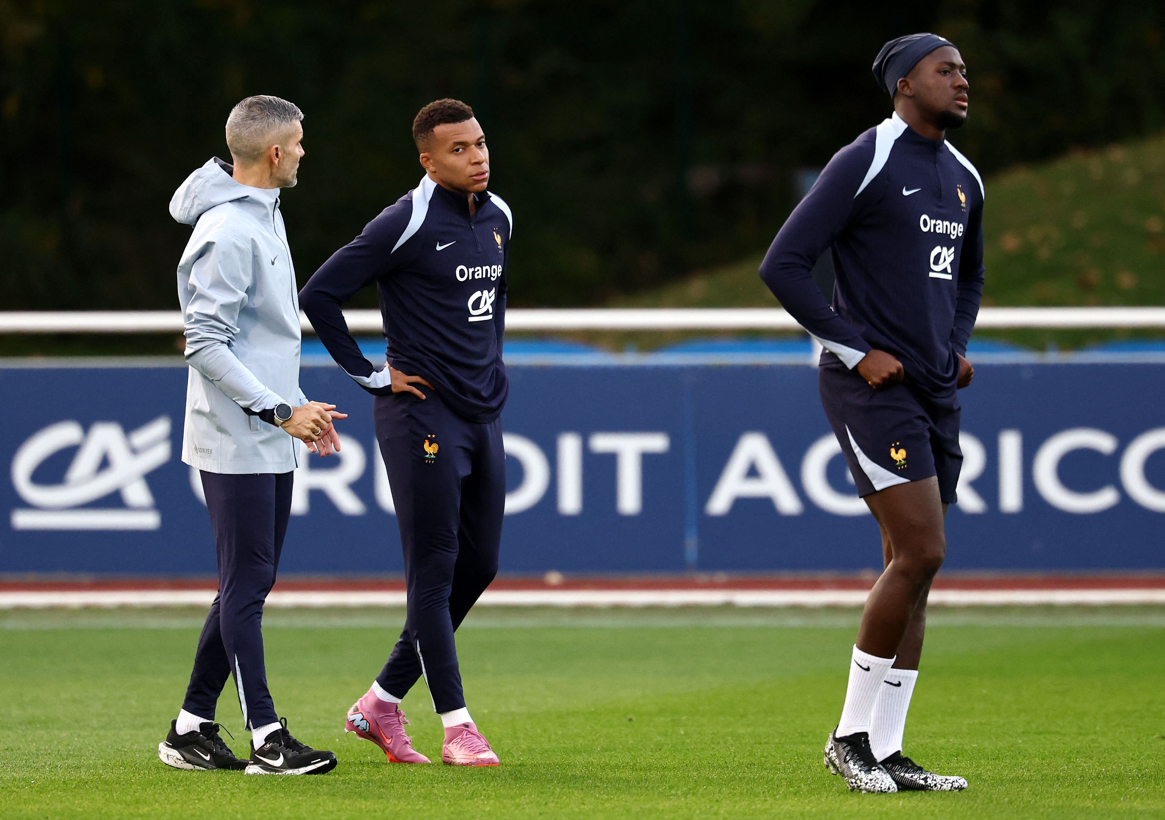 电竞官网-包含法国杯清晨再迎强敌，巴塞罗那伤情更新，主帅态度：引发热议，球队文化再被提及的词条